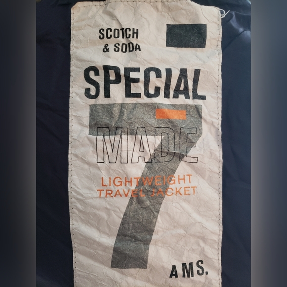 Men's Scotch & Soda Lightweight Hooded Travel Jacket with Leaf Print - size S - Picture 3 of 3